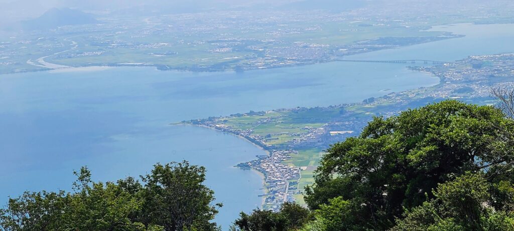 湖空の鐘から見た琵琶湖の景色